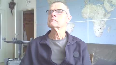 Prefer men 80 online show from 10/05/25, 12:47