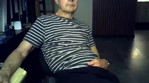 Prefer men 80 online show from 06/10/26, 08:41