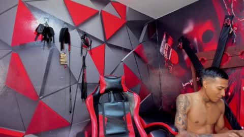 Hana and Zeta online show from 09/28/25, 12:10