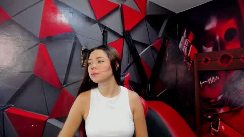 Hana and Zeta online show from 10/30/25, 12:17