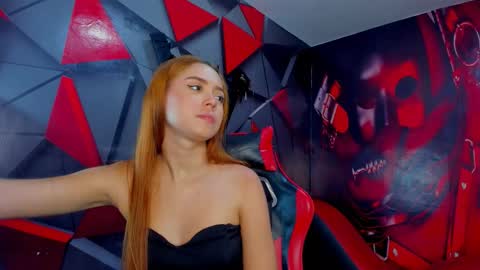 Hana and Zeta online show from 12/18/25, 12:22