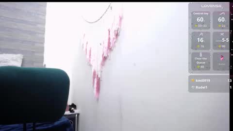 hana_arias online show from 09/12/25, 11:15