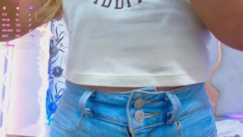 hanaa_tay online show from 09/10/25, 11:43