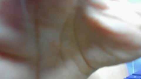 Hanna Lineros  online show from 05/18/26, 12:33