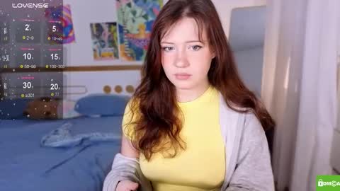 Snapshot of hanahwoods chatting on 11/23/25, 02:11 hanahwoods online show from 11/23/25, 02:11