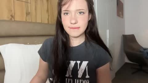 Snapshot of hanahwoods chatting on 05/31/26, 06:53 hanahwoods online show from 05/31/26, 06:53