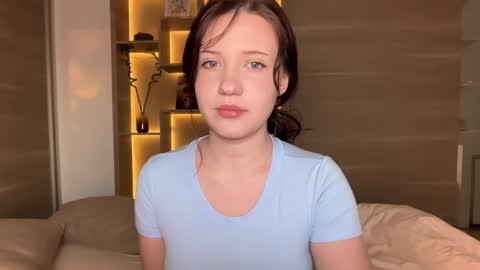 Snapshot of hanahwoods chatting on 06/08/26, 03:07 hanahwoods online show from 06/08/26, 03:07