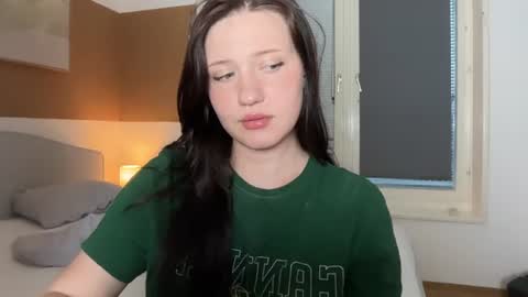 Snapshot of hanahwoods chatting on 06/11/26, 02:53 hanahwoods online show from 06/11/26, 02:53