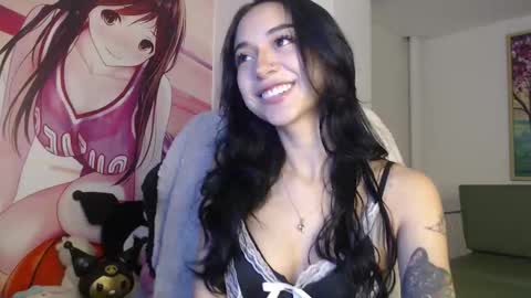 Snapshot of hanaku_8 chatting on 11/22/25, 01:32 Hanaku online show from 11/22/25, 01:32