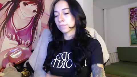 Snapshot of hanaku_8 chatting on 11/29/25, 08:23 Hanaku online show from 11/29/25, 08:23