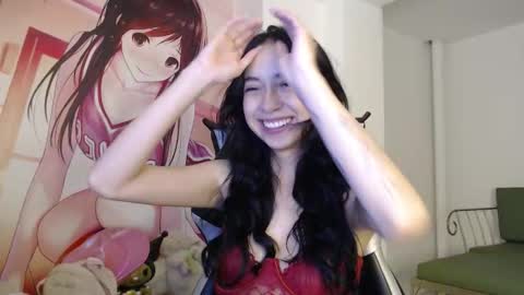 Snapshot of hanaku_8 chatting on 12/13/25, 08:47 Hanaku online show from 12/13/25, 08:47