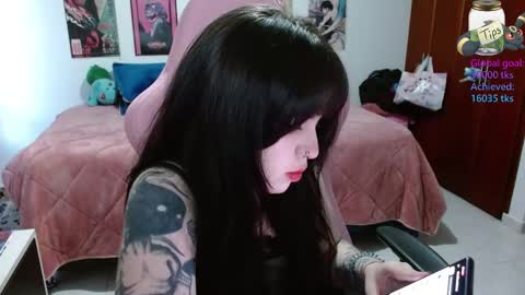 Madeleine online show from 09/09/25, 10:42