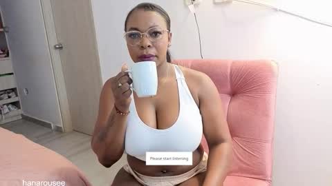 Snapshot of hanarousee chatting on 12/18/25, 11:38 Twtter Onlyfns HanaRousee online show from 12/18/25, 11:38