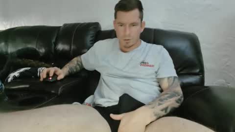 Snapshot of handofmeat11 chatting on 01/19/25, 04:14 Hand of meat online show from 01/19/25, 04:14