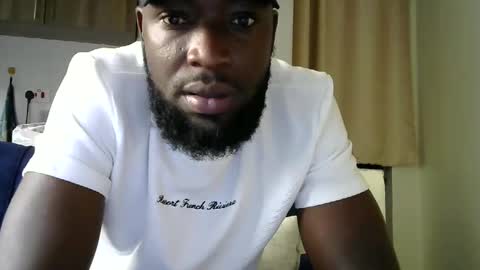 handsome king online show from 12/10/24, 02:39