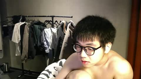 handsome_mannn online show from 02/27/25, 08:20