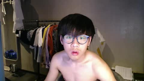 handsome_mannn online show from 05/03/26, 10:05