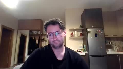 Snapshot of handsome_sasha chatting on 09/24/25, 06:33 Sasha online show from 09/24/25, 06:33