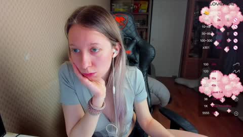 Mila online show from 02/04/25, 05:01