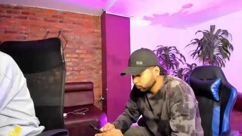 leonardfarrucknick and otis online show from 09/27/25, 01:38