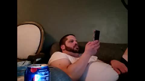 handsomedaddy198923 online show from 09/10/25, 07:19