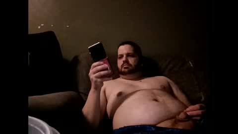 Snapshot of handsomedaddy198924 chatting on 03/25/26, 06:41 Handsomedaddy198923 online show from 03/25/26, 06:41