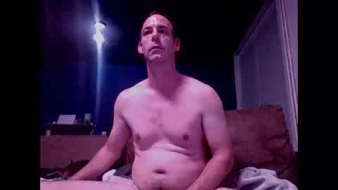 Snapshot of handsomeguy4ever chatting on 10/19/25, 02:34 handsomeguy4ever online show from 10/19/25, 02:34