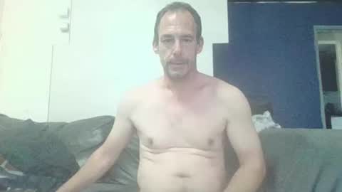 Snapshot of handsomeguy4ever chatting on 10/24/25, 09:06 handsomeguy4ever online show from 10/24/25, 09:06