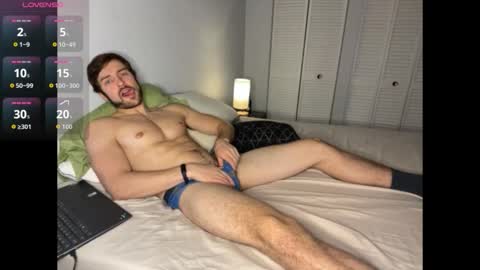 handsumhung online show from 10/03/25, 05:43