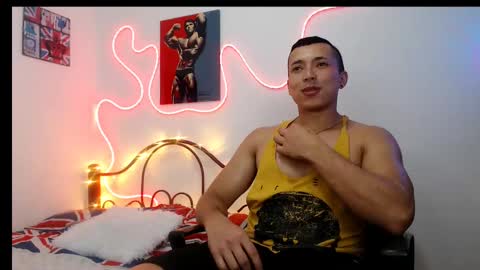 Snapshot of hank_fuller01 chatting on 02/28/25, 02:20 Hank online show from 02/28/25, 02:20