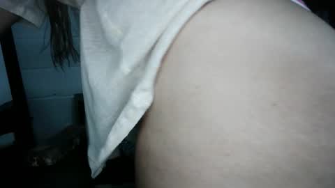 Snapshot of hankalanna chatting on 09/25/25, 10:24 Hank alanna online show from 09/25/25, 10:24