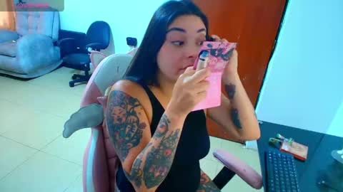 Hanna online show from 05/27/26, 07:00