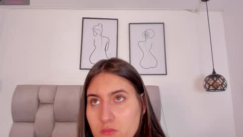 hanna__evans_ online show from 02/13/26, 12:12
