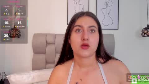 hanna__evans_ online show from 04/04/26, 11:08