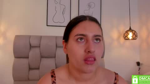 hanna__evans_ online show from 05/12/26, 12:24