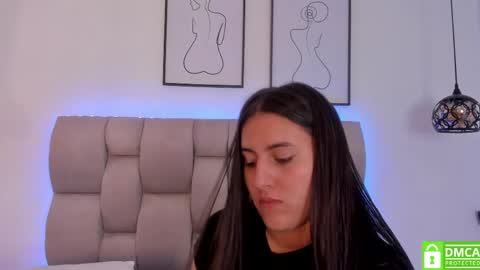 hanna__evans_ online show from 05/15/26, 11:39
