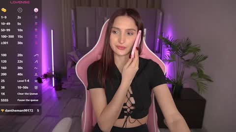 hanna__klein online show from 01/19/25, 09:44
