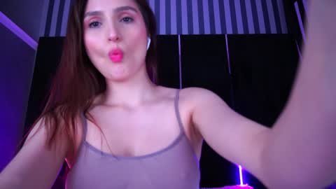 hanna__klein online show from 01/30/25, 09:36