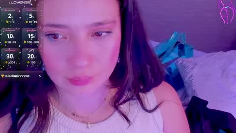 Snapshot of hanna_bloomm chatting on 06/11/26, 02:53 Hanna online show from 06/11/26, 02:53