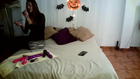 Snapshot of hanna_charming chatting on 10/05/25, 05:00 Hanna charming online show from 10/05/25, 05:00