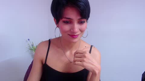 Sara online show from 01/17/25, 06:23