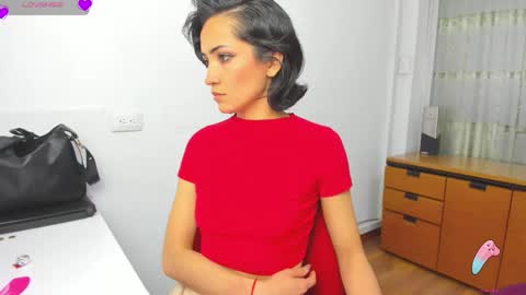 Sara online show from 10/03/25, 01:08