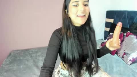 Snapshot of hanna_clark__ chatting on 06/06/26, 11:37 Hanna clark online show from 06/06/26, 11:37