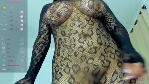 Snapshot of hanna_connorss chatting on 02/12/25, 05:05 hanna_connorss online show from 02/12/25, 05:05