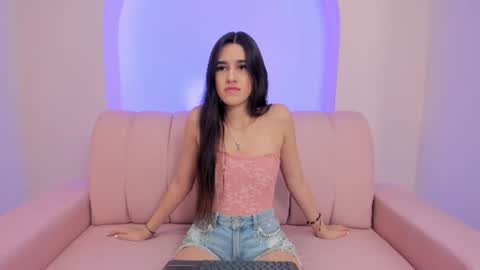 Hanna Foxi online show from 07/04/26, 12:22