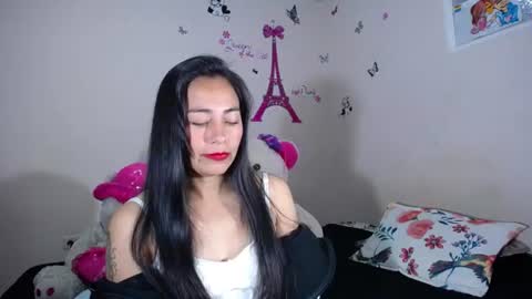 Snapshot of hanna_girl21 chatting on 06/21/26, 02:47 HANNA online show from 06/21/26, 02:47