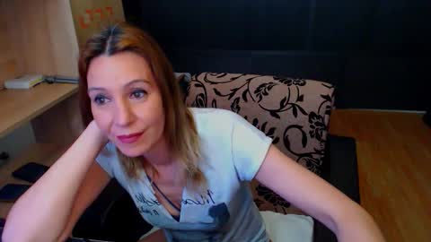 hanna_ha online show from 03/12/26, 08:59