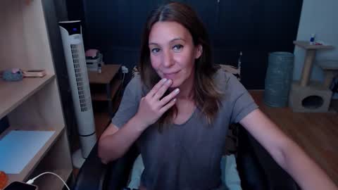 hanna_ha online show from 06/09/26, 06:08