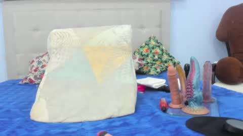 hanna_hornyx20 online show from 07/22/26, 01:30