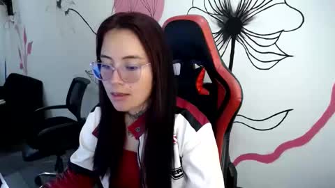 Snapshot of hanna_hot77 chatting on 05/09/26, 06:35 mara online show from 05/09/26, 06:35
